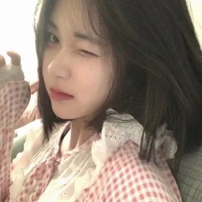 吮指少年